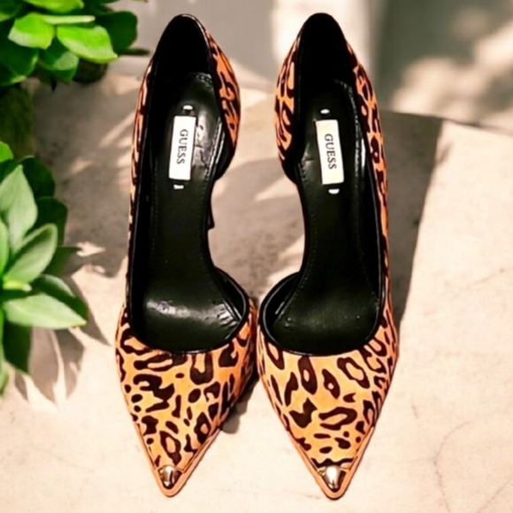 Guess Carrie Cheetah Print Suede Stilettos Custom Gold Toe Women's Size 6.5 - Picture 2 of 11
